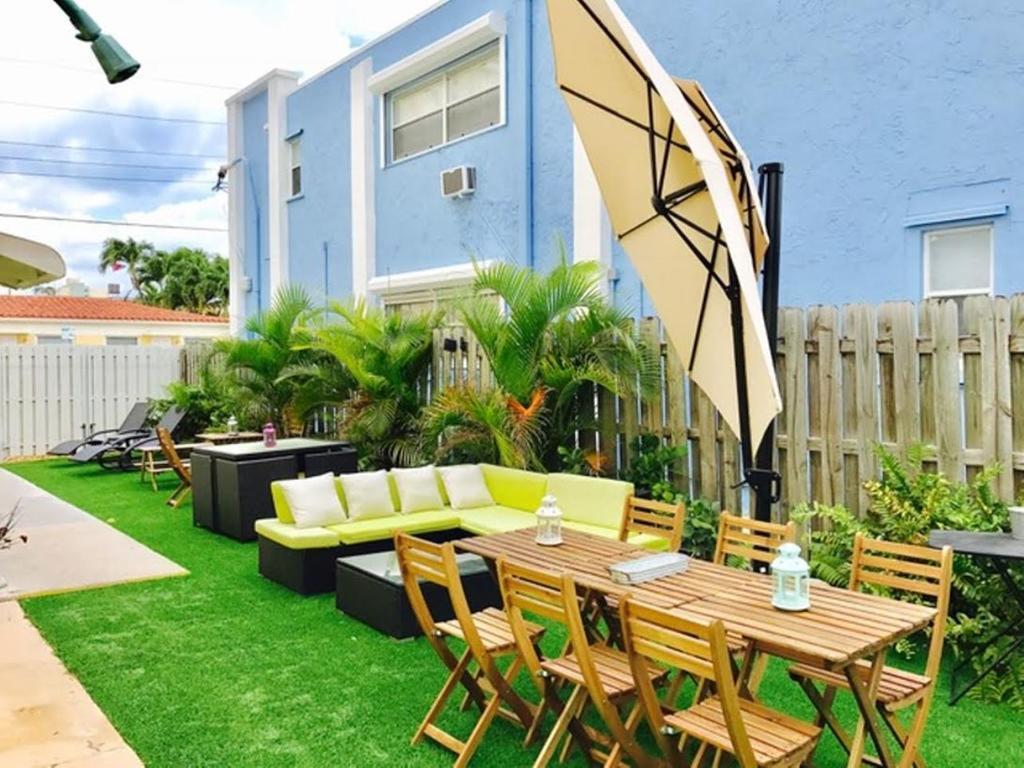 Hollywood Beachfront House Apartamento Exterior foto